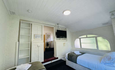 96 Barkly Street, ST KILDA  – Room 12
